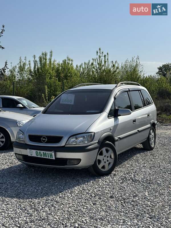 Минивэн Opel Zafira 2002 в 