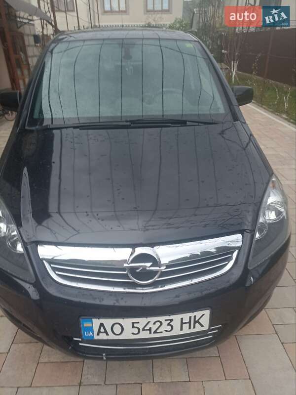 Opel Zafira 2010