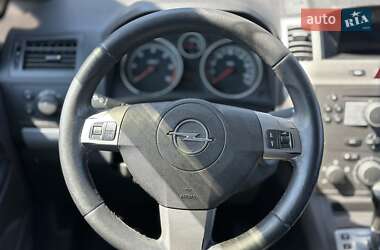 Мінівен Opel Zafira 2006 в 