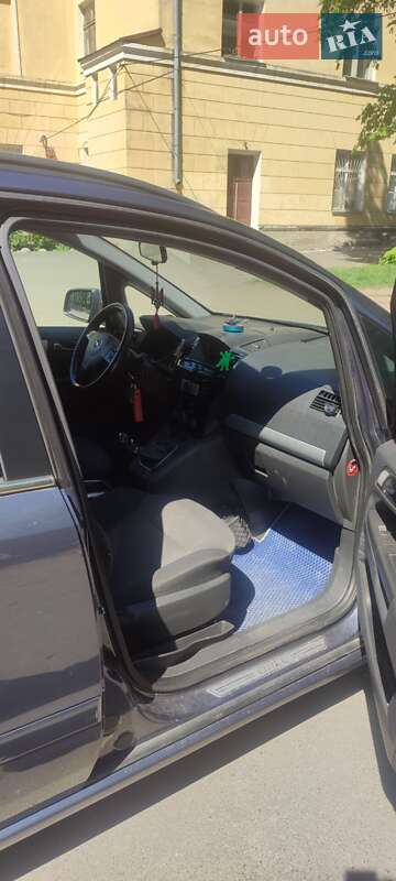Мінівен Opel Zafira 2010 в Старокостянтинові
