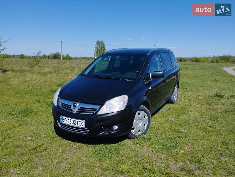 Opel Zafira 2012