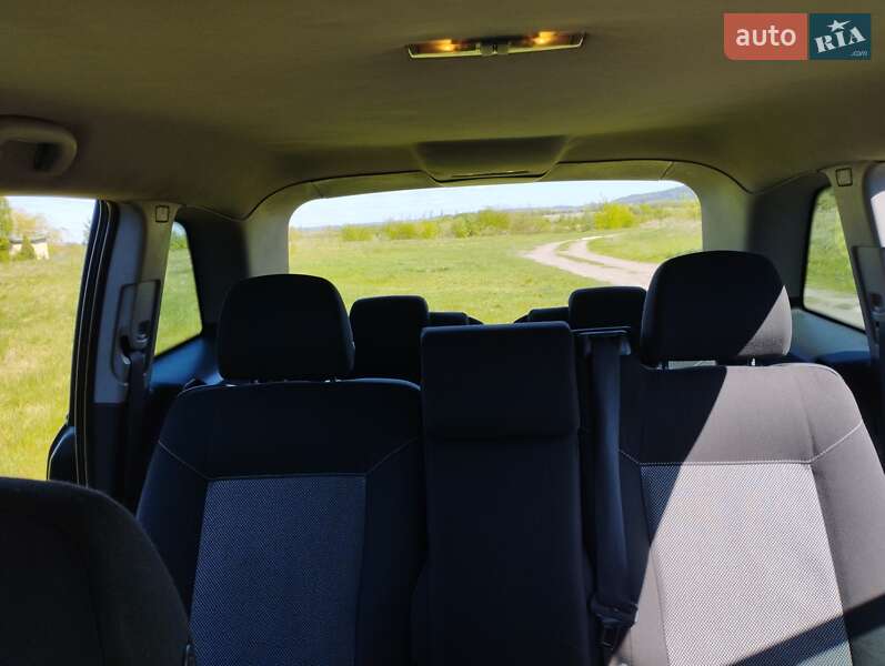 Минивэн Opel Zafira 2012 в Кременце фото 25 Минивэн Opel Zafira 2012 в Кременце