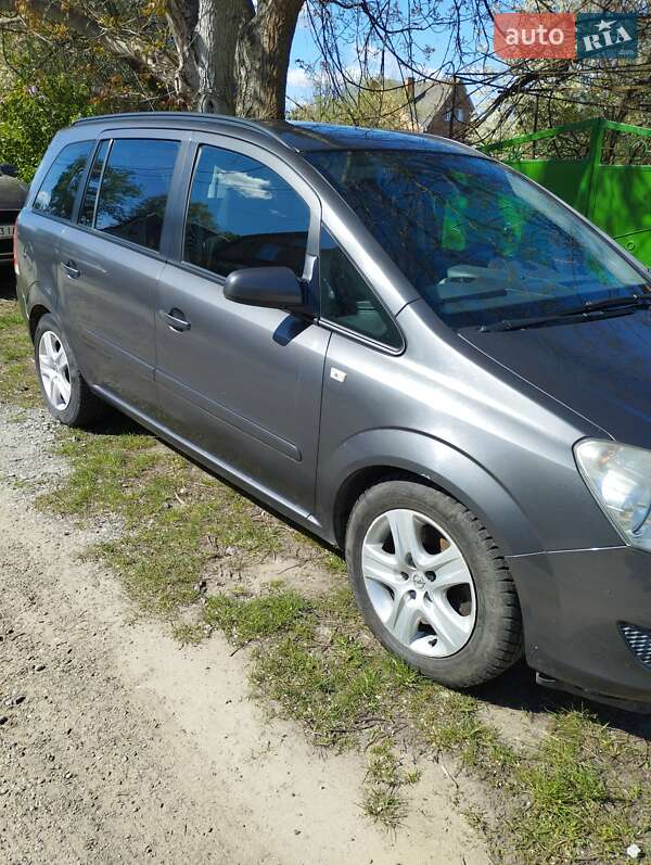 Минивэн Opel Zafira 2009 в Бердичеве