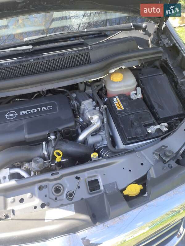 Минивэн Opel Zafira 2009 в Бердичеве