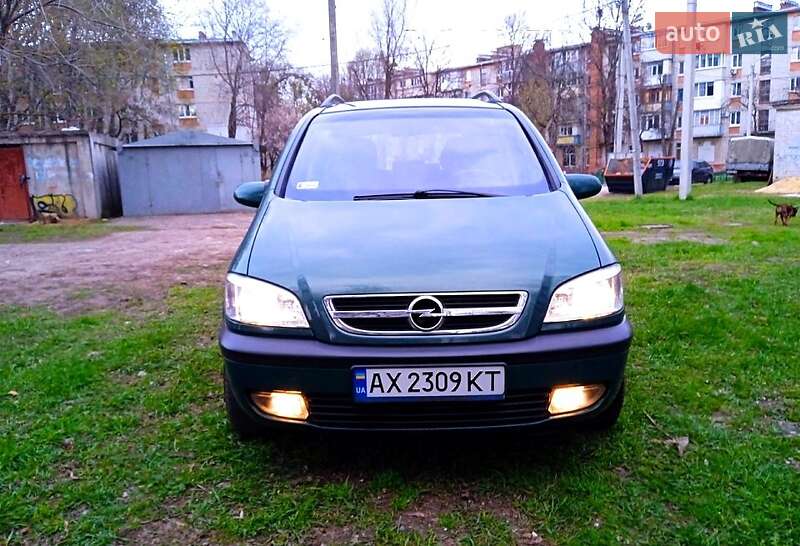 Opel Zafira 2003