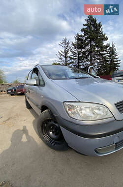 Минивэн Opel Zafira 2001 в Запорожье
