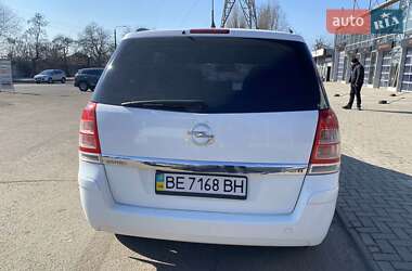 Минивэн Opel Zafira 2013 в 