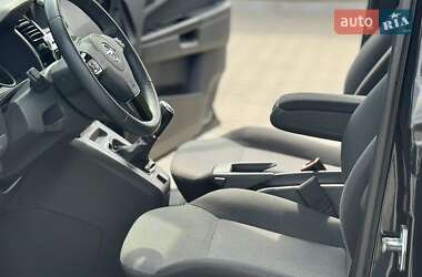 Мінівен Opel Zafira 2013 в 