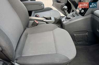 Мінівен Opel Zafira 2013 в 