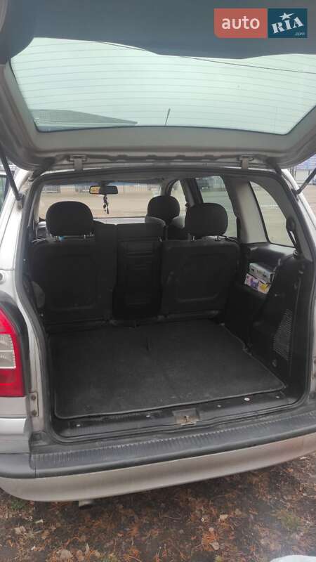 Минивэн Opel Zafira 2004 в Броварах