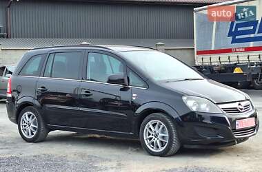 Минивэн Opel Zafira 2011 в Ровно