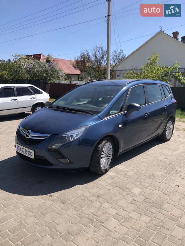 Мінівен Opel Zafira 2016 в Славуті