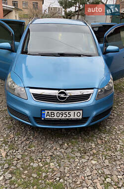 Минивэн Opel Zafira 2005 в Казатине