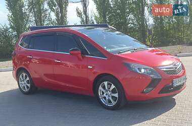 Минивэн Opel Zafira 2012 в 