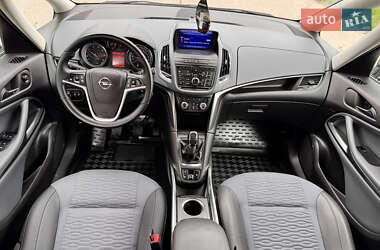 Мінівен Opel Zafira 2013 в 