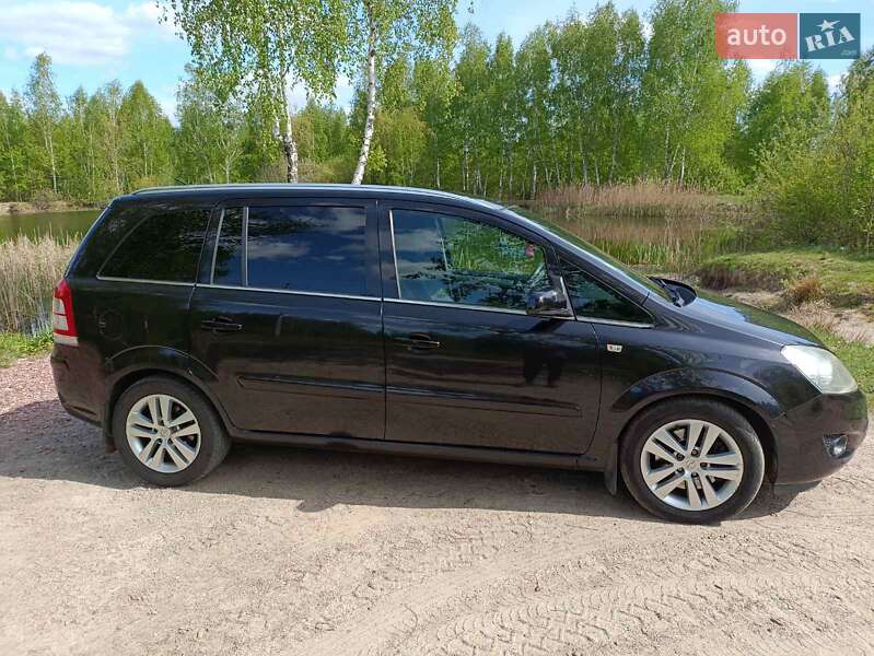 Мінівен Opel Zafira 2009 в Овручі