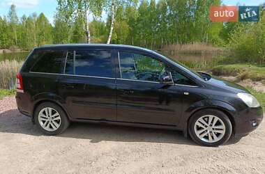 Минивэн Opel Zafira 2009 в 