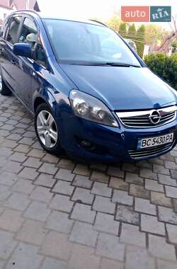 Мінівен Opel Zafira 2010 в Новояворівську