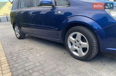Мінівен Opel Zafira 2005 в 