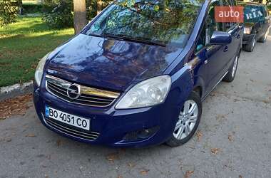 Мінівен Opel Zafira 2010 в Тернополі