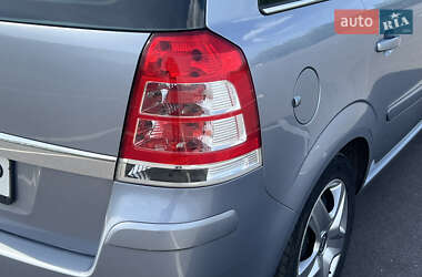 Мінівен Opel Zafira 2009 в 