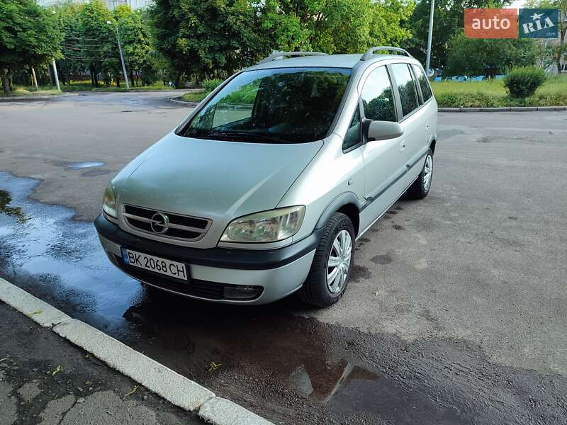 Мінівен Opel Zafira 2003 в Рівному