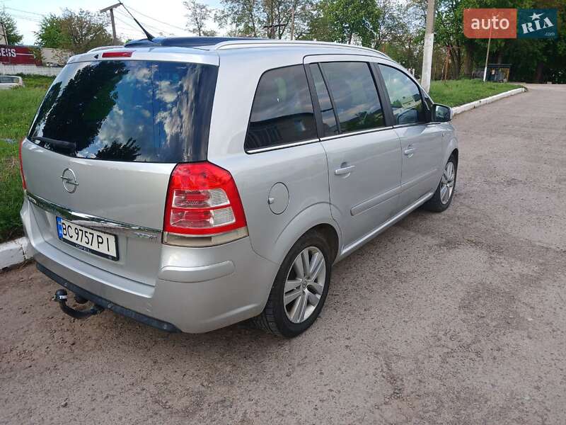 Минивэн Opel Zafira 2011 в Львове фото 15 Минивэн Opel Zafira 2011 в Львове