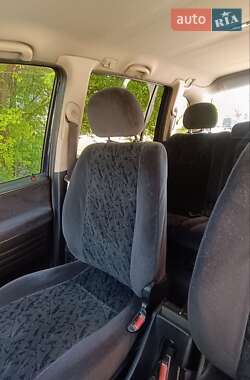 Мінівен Opel Zafira 2001 в 