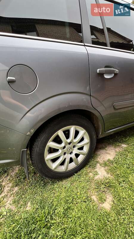 Минивэн Opel Zafira 2007 в Львове