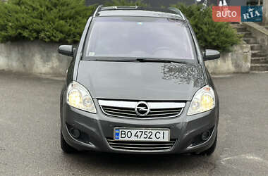 Минивэн Opel Zafira 2009 в 