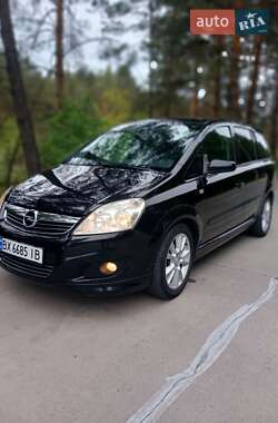 Мінівен Opel Zafira 2009 в Славуті