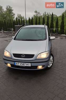 Мінівен Opel Zafira 2002 в 