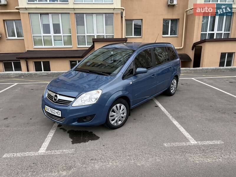Opel Zafira 2008