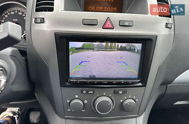 Мінівен Opel Zafira 2006 в 