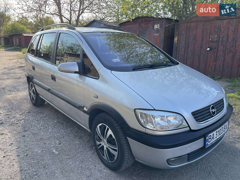 Opel Zafira 2000