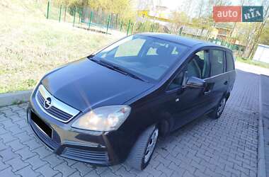 Минивэн Opel Zafira 2007 в Хмельницком