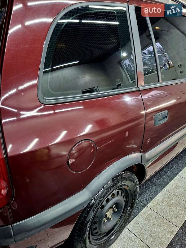 Мінівен Opel Zafira 2002 в Гайсину