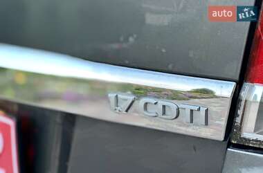 Минивэн Opel Zafira 2009 в 