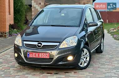 Минивэн Opel Zafira 2009 в 