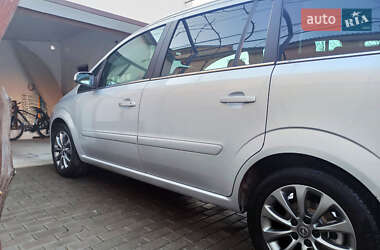 Мінівен Opel Zafira 2009 в 