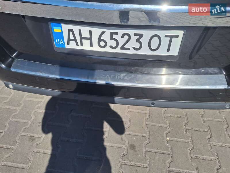 Минивэн Opel Zafira 2008 в Каменском