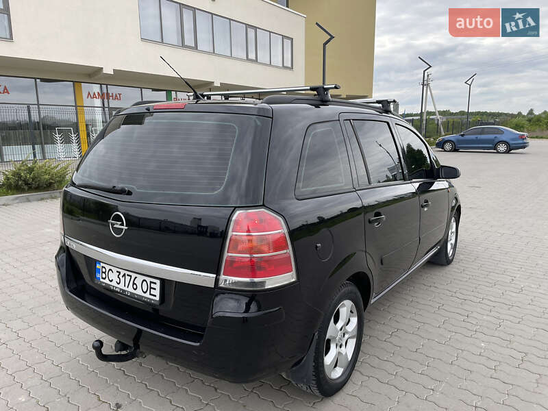 Мінівен Opel Zafira 2005 в Львові