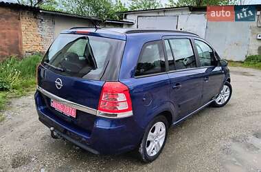 Минивэн Opel Zafira 2008 в Золочеве