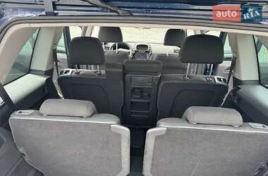 Минивэн Opel Zafira 2011 в 