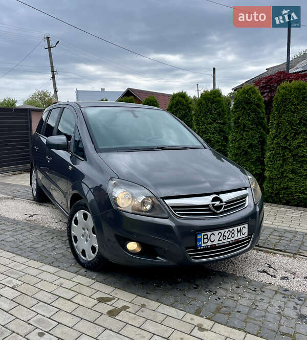 Мінівен Opel Zafira 2011 в 