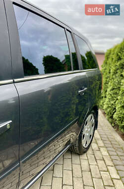 Мінівен Opel Zafira 2011 в 