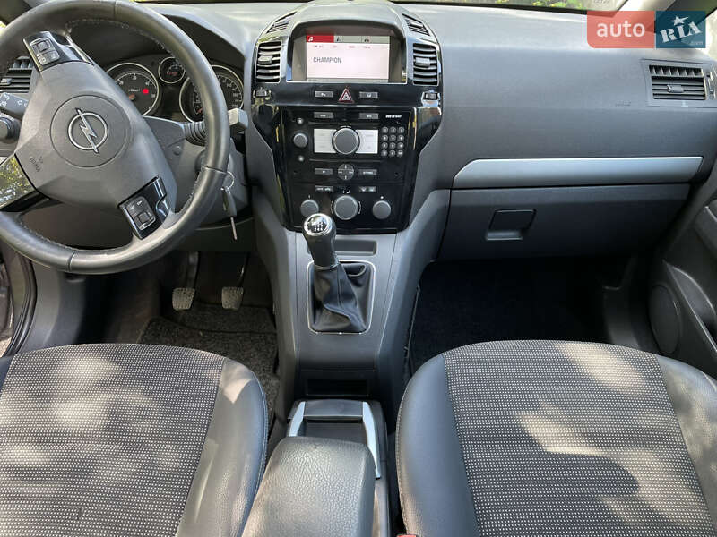 Минивэн Opel Zafira 2010 в Староконстантинове фото 23 Минивэн Opel Zafira 2010 в Староконстантинове