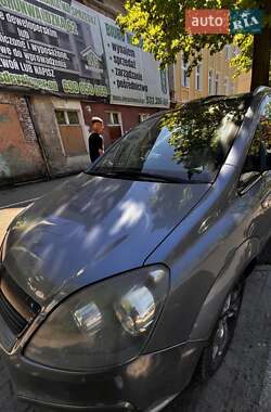 Мінівен Opel Zafira 2006 в Рівному