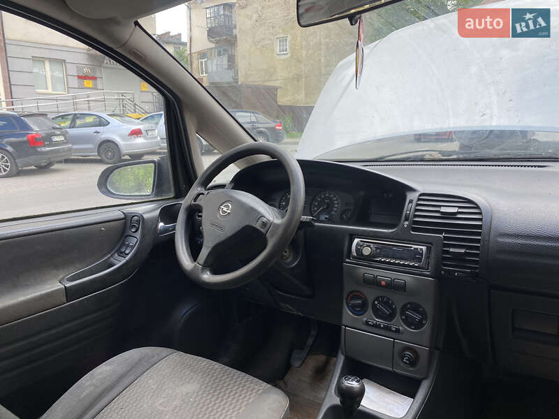 Мінівен Opel Zafira 2003 в Львові