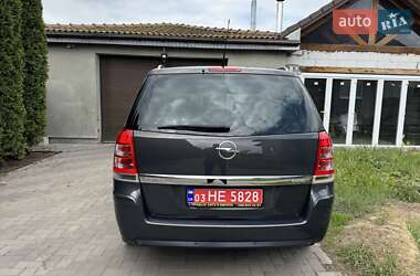 Мінівен Opel Zafira 2013 в 